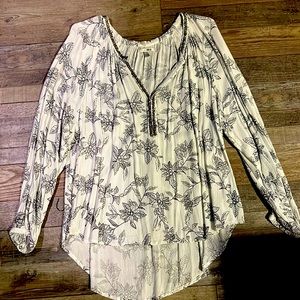 Trendy chiffon long sleeve shirt Amuse blouse.